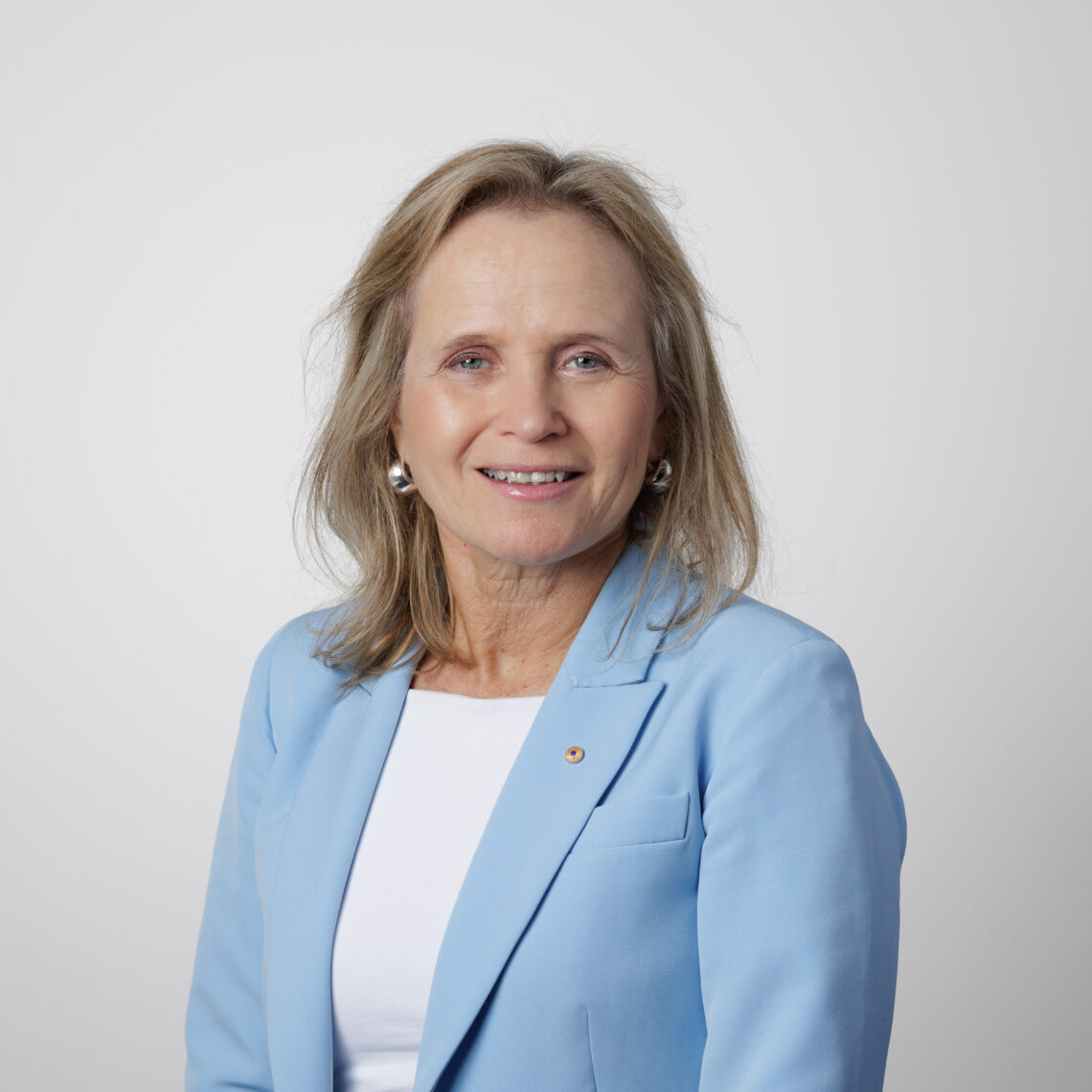 Sharon Lewin